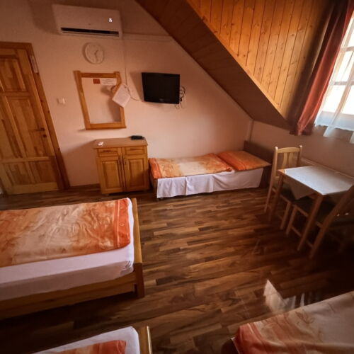 Upstairs Air Conditioned Twin Room (extra beds available)