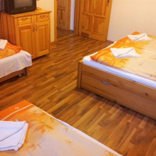 Upstairs Air Conditioned Twin Room (extra beds available)