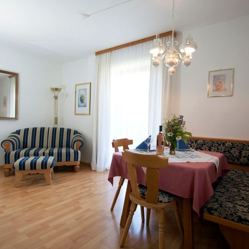 Family Apartman s balkónem pro 4 os. se 2 ložnicemi