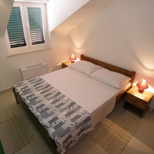 Apartament family la etaj cu 2 camere pentru 4 pers.