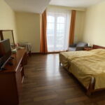 2-Room Family Suite for 4 Persons ensuite