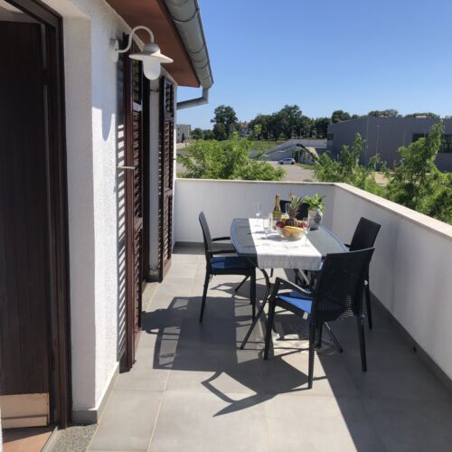 Apartament 4-osobowy na piętrze 