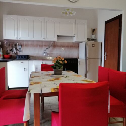 Apartament 6-osobowy z 3 pomieszczeniami sypialnianymi (możliwa dostawka)