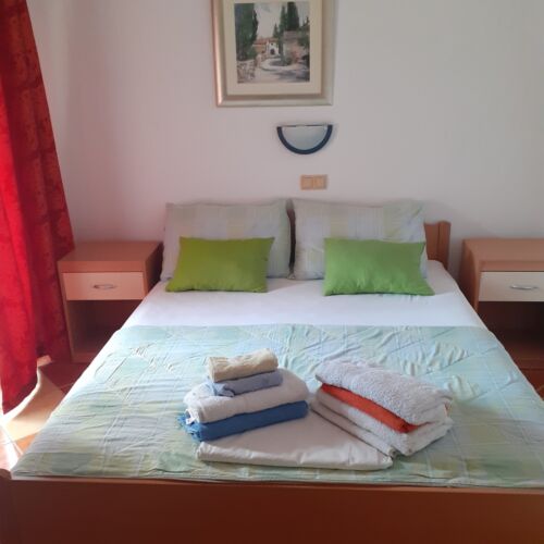 A1 Pogled na vrt apartman za 4 osoba(e) sa 2 spavaće(om) sobe(om)