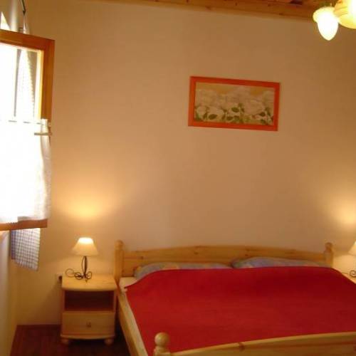 Classic Apartman pro 4 os. se 2 ložnicemi v přízemí (s možností přistýlky)