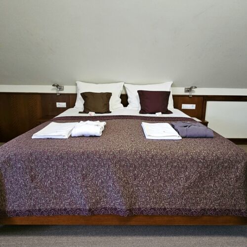 Pokój 2-osobowy na poddaszu z klimatyzacją