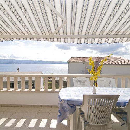 Sea View Plavi 2-Room Apartment for 5 Persons