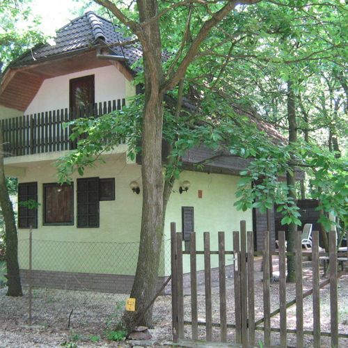 Letní dům (jako celek) pro 7 os. s výhledem na les celý Dům (s možností přistýlky)