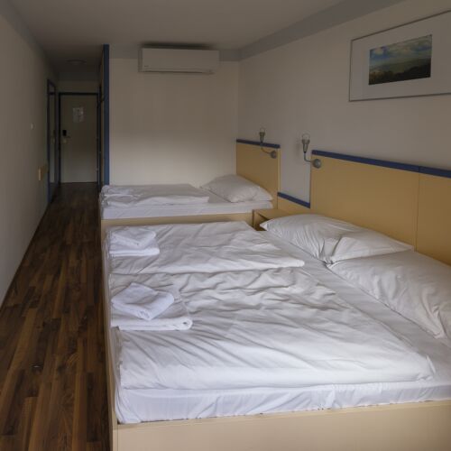 Standard Balcony Triple Room