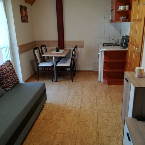 Apartman s balkónem  pro 4 os. se 2 ložnicemi