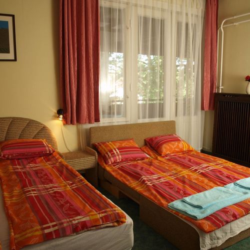 Camera cvadrupla family cu balcon