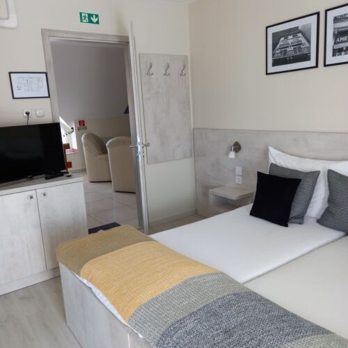 Standard Triple Room ensuite
