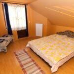 Erdőre néző panorámás 8 fős üdülőház