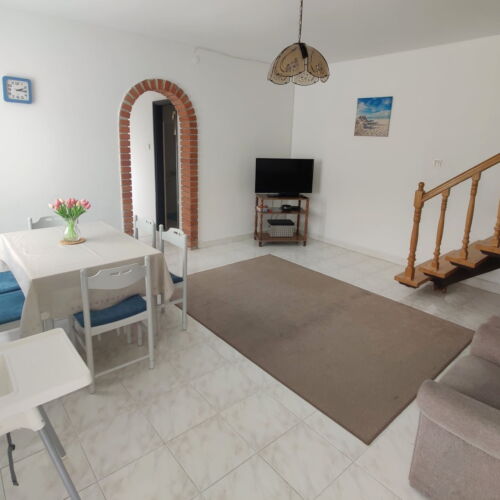 Casă de vară întreaga unitate b pentru 8 pers. (se inchirieaza doar integral)