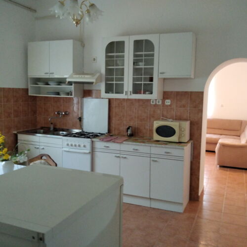 Casă de vară pentru 5 pers. (se inchirieaza doar integral) (se poate solicita pat suplimentar)