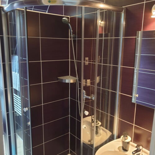 Apartament classic la mansardă cu 2 camere pentru 4 pers. (se poate solicita pat suplimentar)