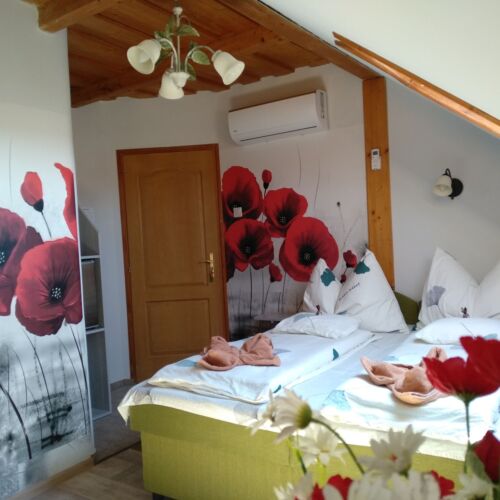 Standard Mansard Twin Room