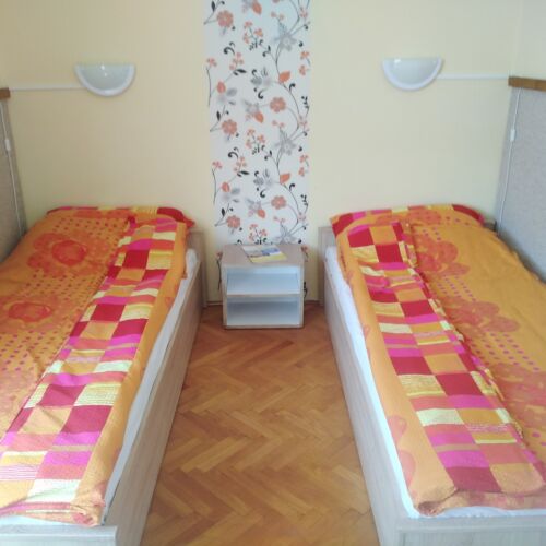 Apartament 4-osobowy z balkonem z widokiem na miasto z 2 pomieszczeniami sypialnianymi