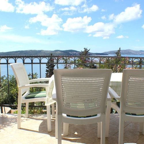 Tourist Sea View 2-Room Apartment for 4 Persons