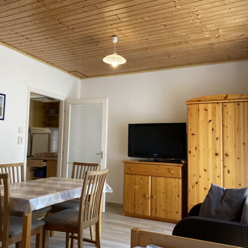 Apartament 4-osobowy z balkonem z klimatyzacją z 2 pomieszczeniami sypialnianymi