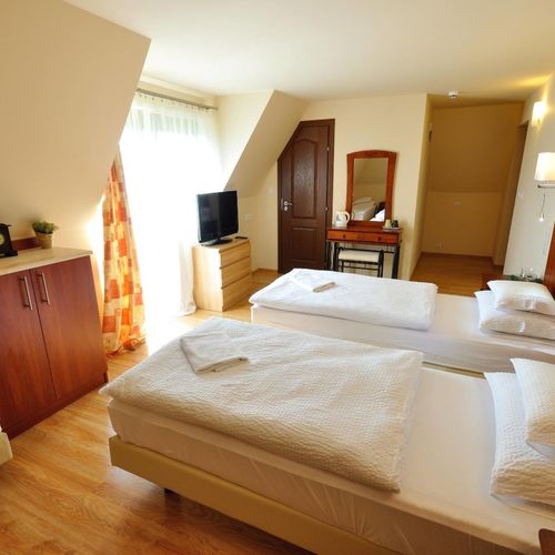 Pokój 3-osobowy na piętrze Classic