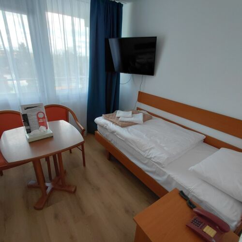 Balcony Twin Room ensuite