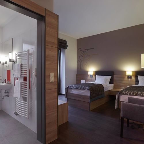 Akadálymentesített Deluxe kétágyas szoba (pótágyazható)