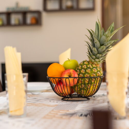 Apartament 4-osobowy na parterze z klimatyzacją z 2 pomieszczeniami sypialnianymi (możliwa dostawka)