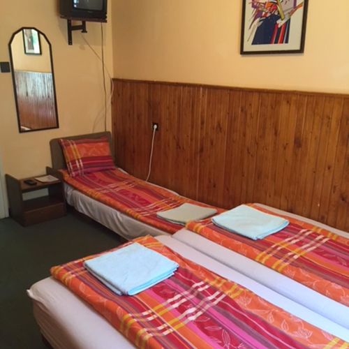 Camera twin la parter