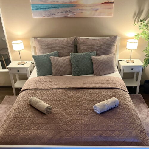 Camera dubla la etaj cu baie