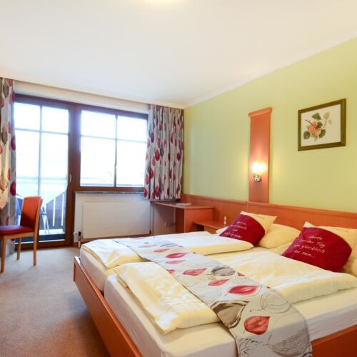 Pokój 2-osobowy z balkonem z prysznicem