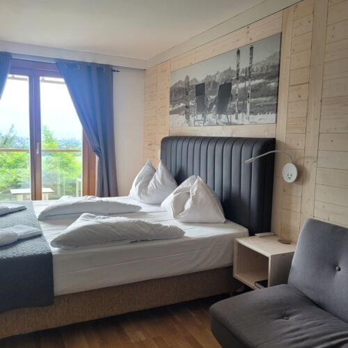 Pokój 3-osobowy Standard Plus z balkonem