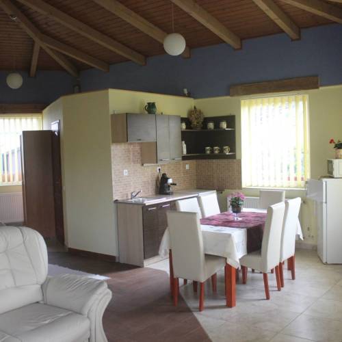 2-Zimmer-Suite für 6 Personen mit und Galerie und Verbindungstür (Zusatzbett möglich)