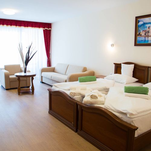 Twin Grand Quadruple Room