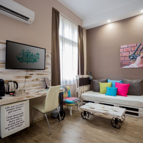 Camera cvadrupla deluxe