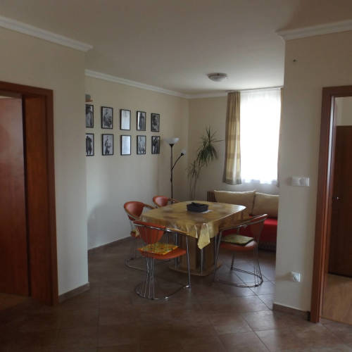 Apartman pro 4 os. se 2 ložnicemi přízemní  (s možností přistýlky)