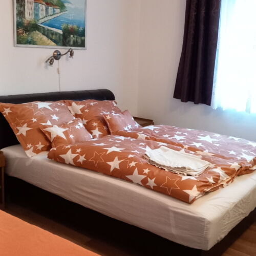 City View 1-Room Apartment for 3 Persons with Terrace