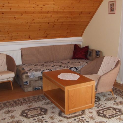 Apartament 6-osobowy na piętrze z balkonem z 3 pomieszczeniami sypialnianymi