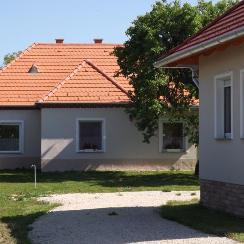 Apartament family cu vedere spre grădină cu 2 camere pentru 6 pers.