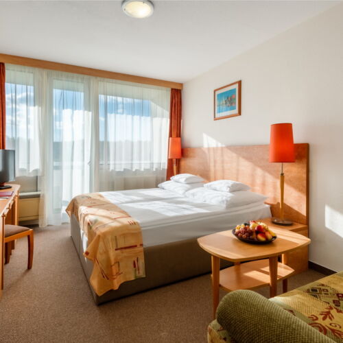 Upstairs Balcony Twin Room (extra bed available)