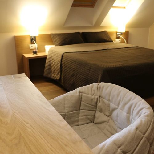 Camera dubla standard cu aer condiționat