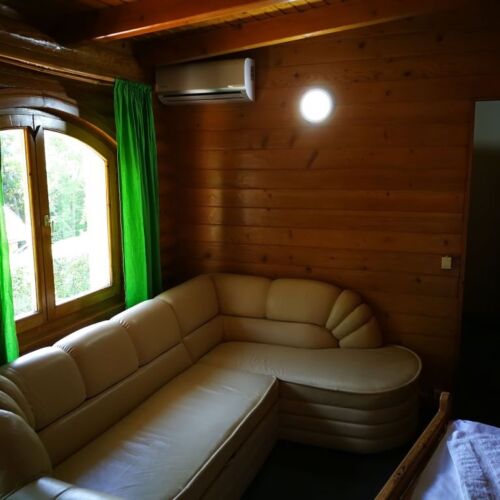 Romantik Pokoj s manželskou postelí přízemní (s možností přistýlky)