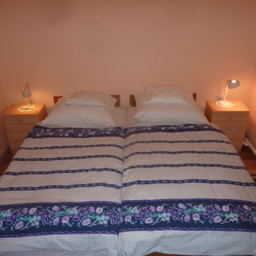 2-Zimmer-Apartment für 4 Personen Parterre mit Aussicht auf den Hof