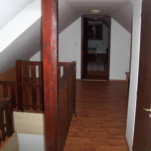 Tourist Whole House Farmhouse for 20 Persons (extra beds available)
