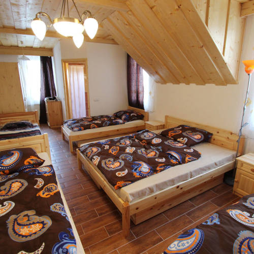 Upstairs Air Conditioned Quadruple Room