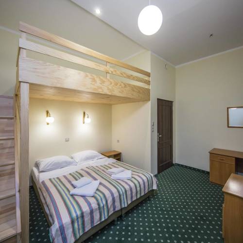 Pokój 4-osobowy z widokiem na góry