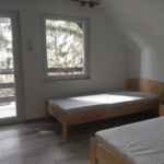 Upstairs 3-Room Apartment for 6 Persons