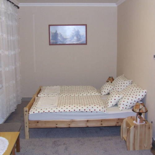 Zweibettzimmer mit Klimaanlage 