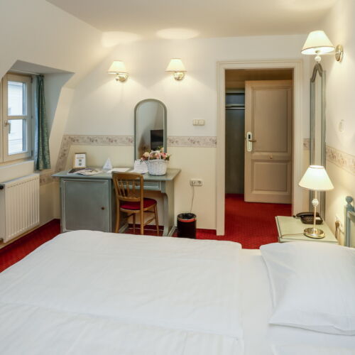 Camera twin conac (se poate solicita pat suplimentar)