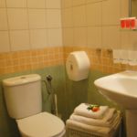 Camera single confort cu grup sanitar